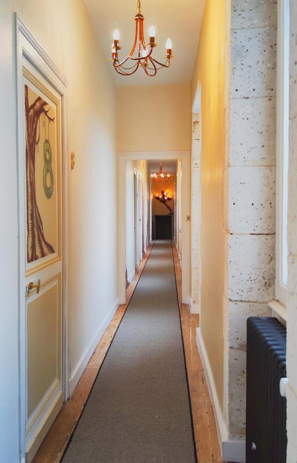 Logis Hotels Domaine Du Chatelard Dirac Bagian luar foto